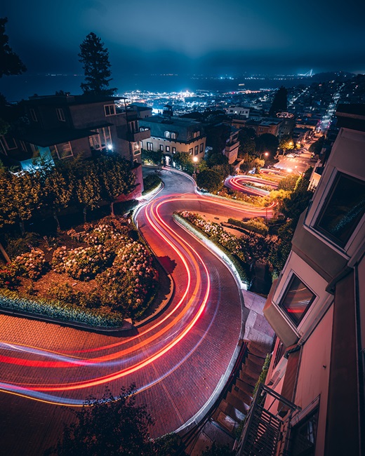 AGU-San Francisco-night-Lombard street-city