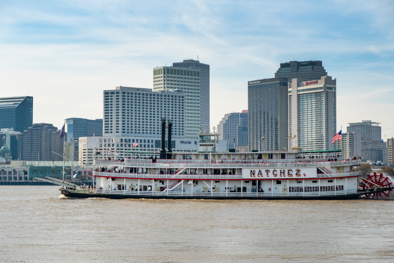 STEAMBOATNATCHEZ_SKYLINE2 in New Orleans from photographer Stephen Young