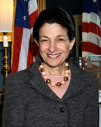 Headshot of AGU Presidential Citation Awardee Olympia Snowe