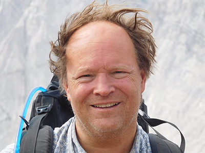 /-/media/Feature/Common/Agu/Images/Honors/2022/Fellows/Fellow-Luce_Charles_Formal.jpeg?h=300&w=400&hash=455634B57704C7777FB34B687B849A11