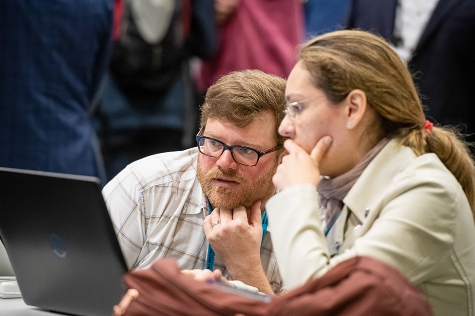 Discussion with Computer at Fall Meeting 