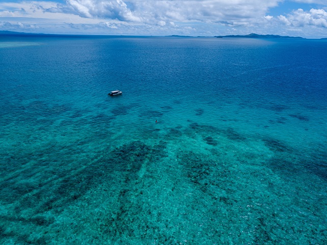 Ocean with clear view of sand floor