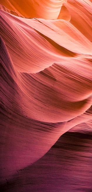 Gradient texture of canyon rocks