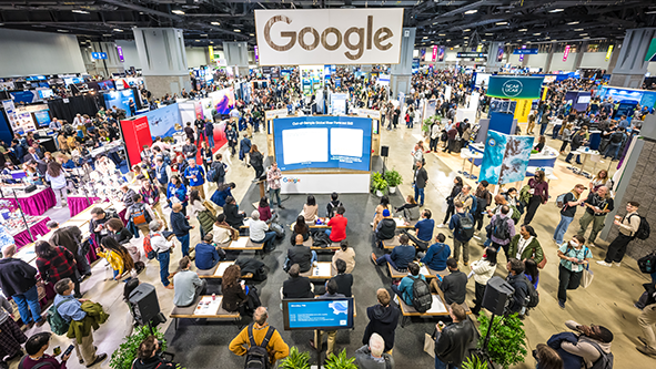 aguページ Exhibit | AGU26